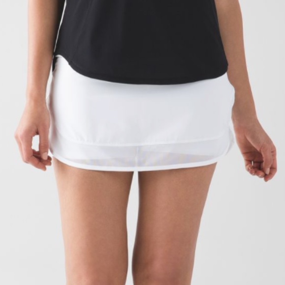 lululemon athletica Dresses & Skirts - hotty hot skirt ll